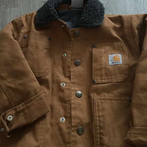 Kids xs 4-5 Carhartt jacket - Picture 2 of 2
